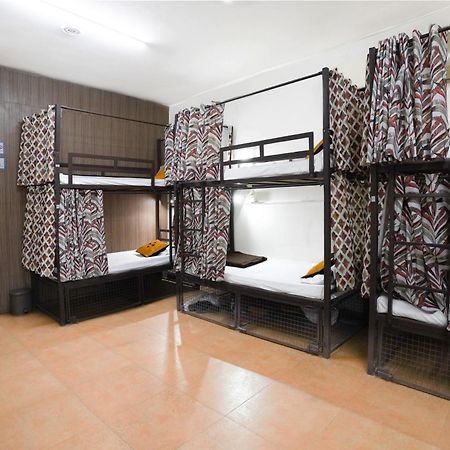 Hide-In Hostel Delhi New Delhi Ngoại thất bức ảnh