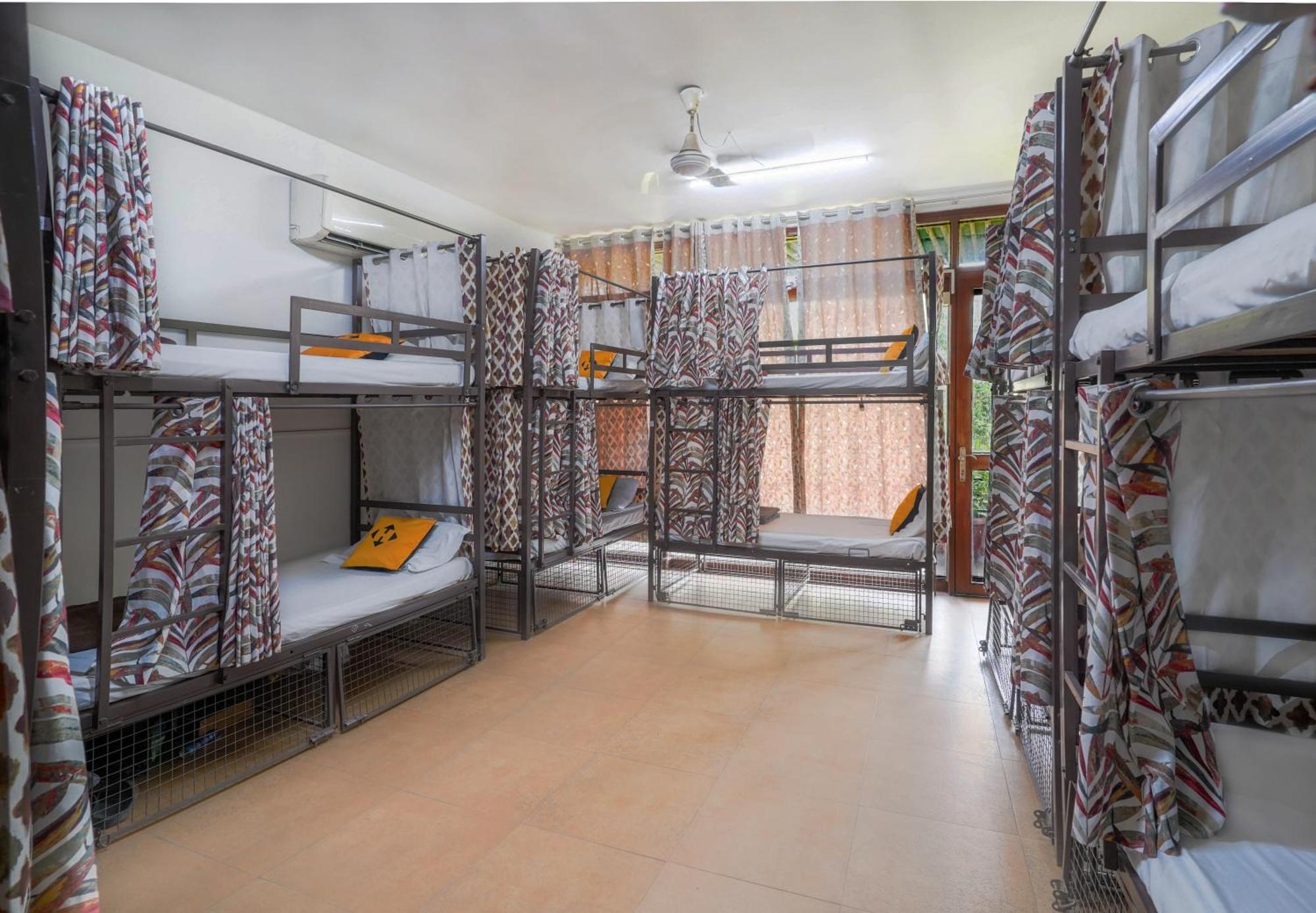 Hide-In Hostel Delhi New Delhi Ngoại thất bức ảnh
